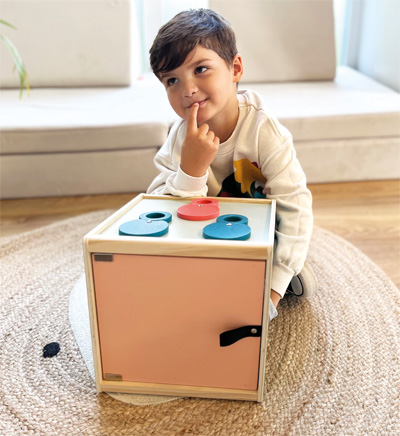 Sinnes-und Fühlbox 