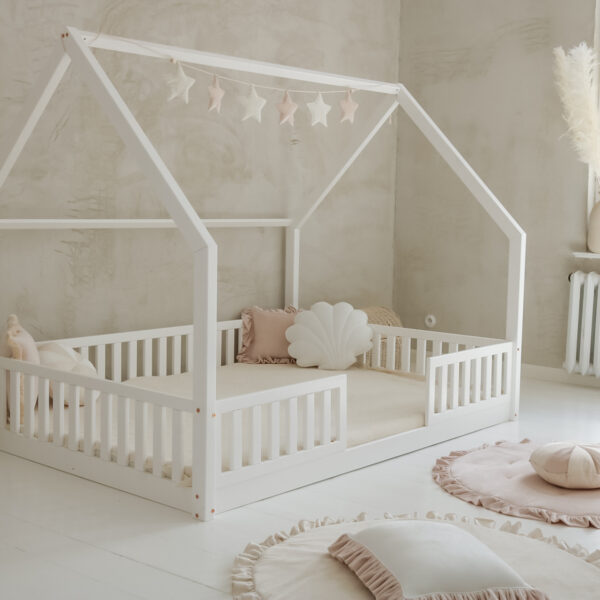 BIANCO DUO XL-Kinderbett Bodenbett Hausbett 140x200 cm weiß