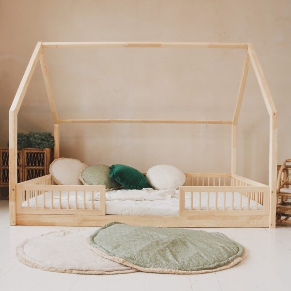 PIOLI DUO XL-Kinderbett Bodenbett Hausbett 140x200 cm natur