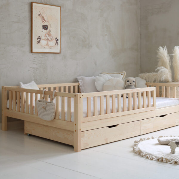 BASIC LOVE PLUS STORE XL-Kinderbett Bodenbett 140x200 cm natur