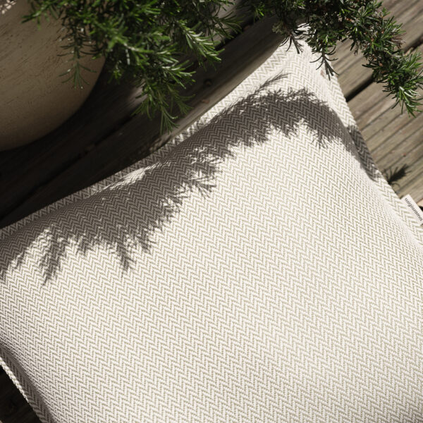 Outdoor Nackenkissen Terra quadratisch 45 x 45 cm