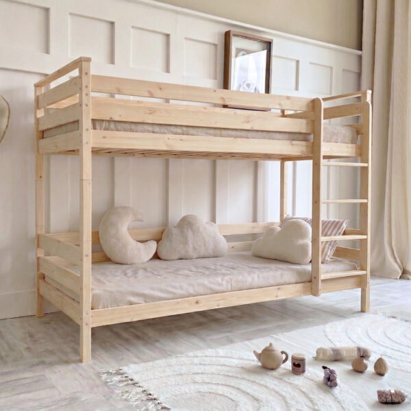 BASIC 2-in-1 Etagenbett PUREWOOD 90x200 cm mit horizontalem Rausfallschutz– Natur oder Weiß